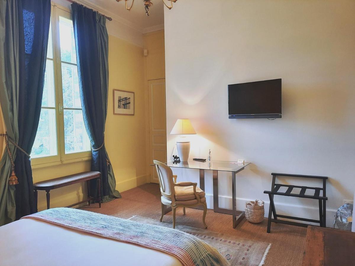 Manoir Des Tuileries Du Buisson Bed & Breakfast Verneuil d'Avre et d'Iton Exterior foto