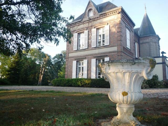Manoir Des Tuileries Du Buisson Bed & Breakfast Verneuil d'Avre et d'Iton Exterior foto