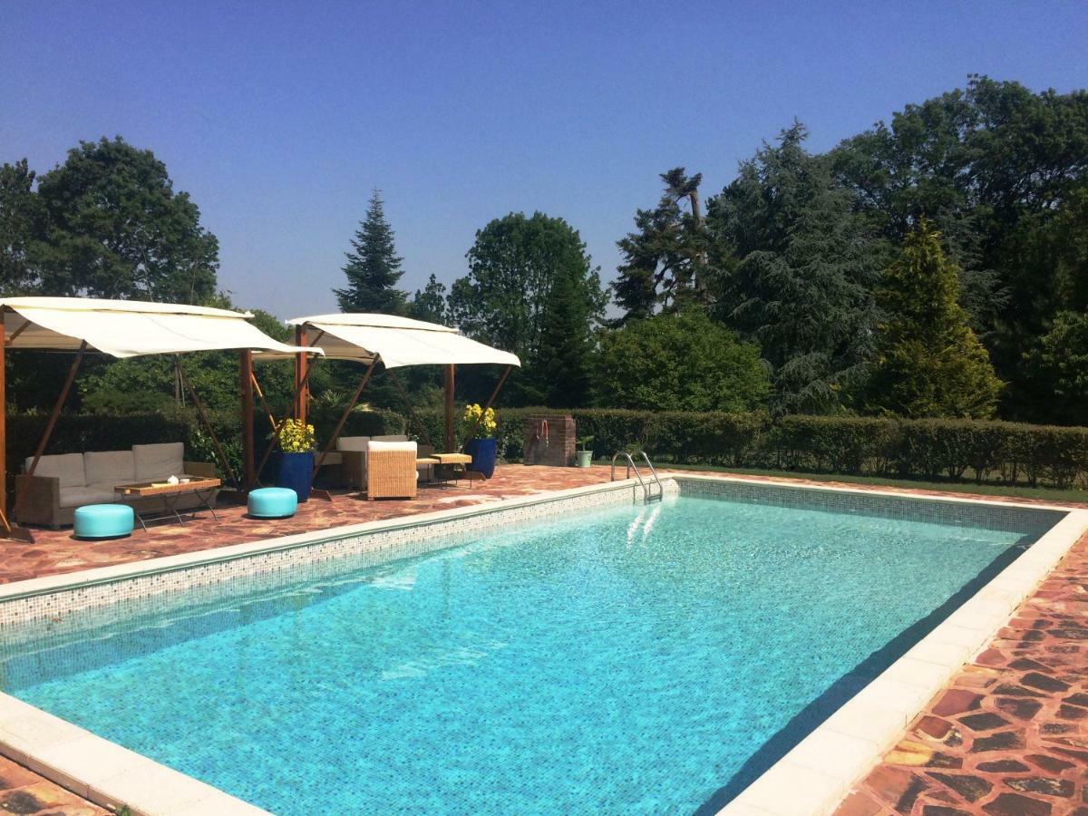 Manoir Des Tuileries Du Buisson Bed & Breakfast Verneuil d'Avre et d'Iton Exterior foto