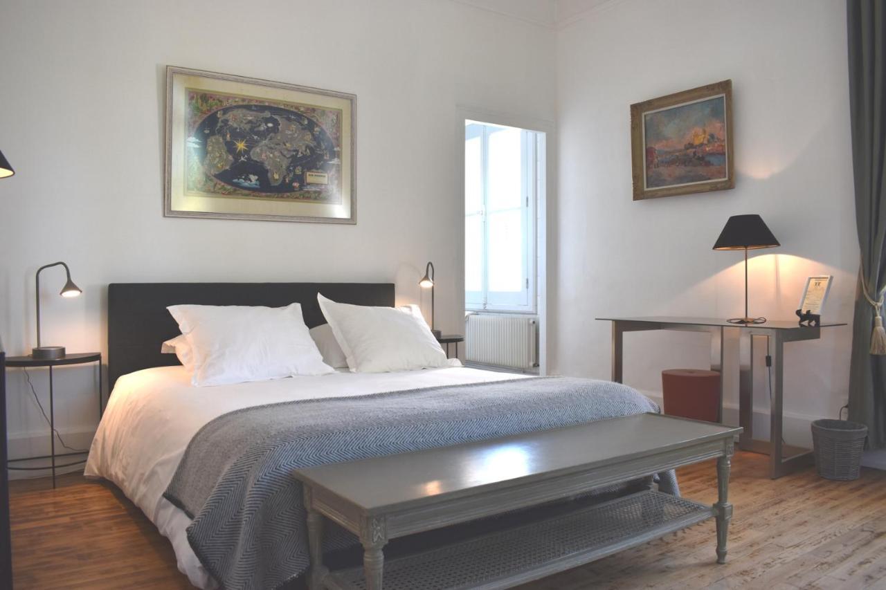 Manoir Des Tuileries Du Buisson Bed & Breakfast Verneuil d'Avre et d'Iton Exterior foto